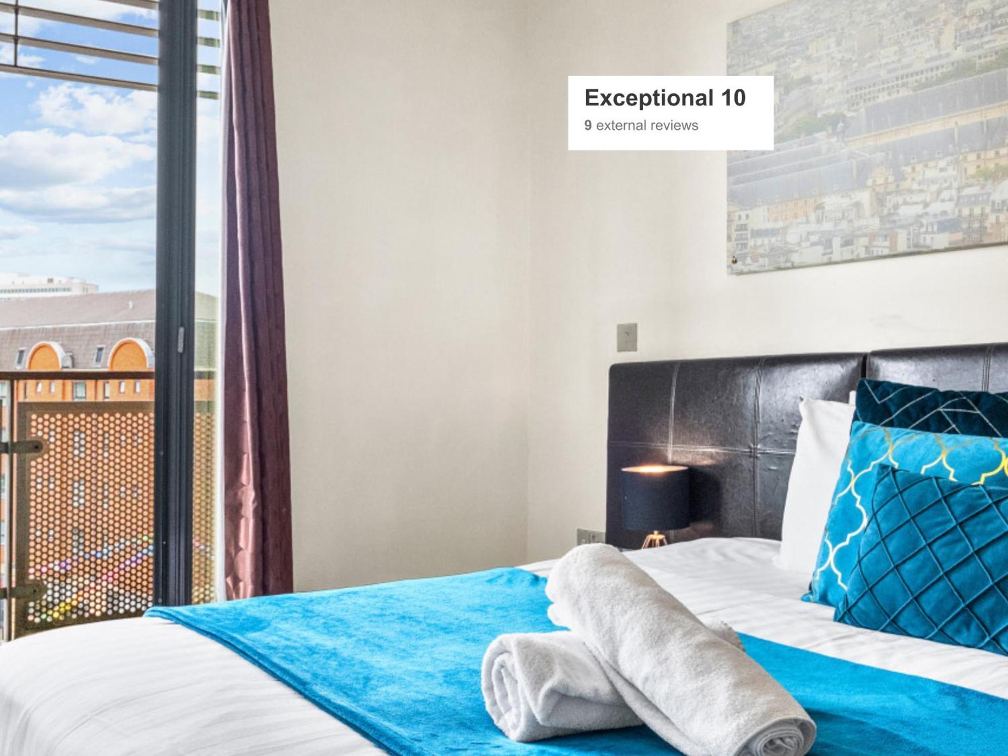 Chinatown - One Bed - Balcony - Secure Parking - Fast Wifi - Birmingham City Centre - 49A 외부 사진